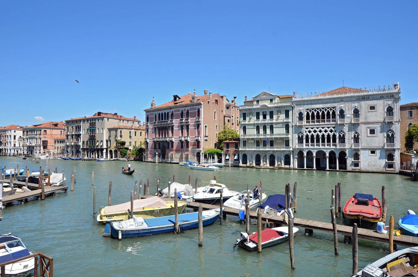panoramic view from the living room of the Alba d'Oro on the Grand Canal
