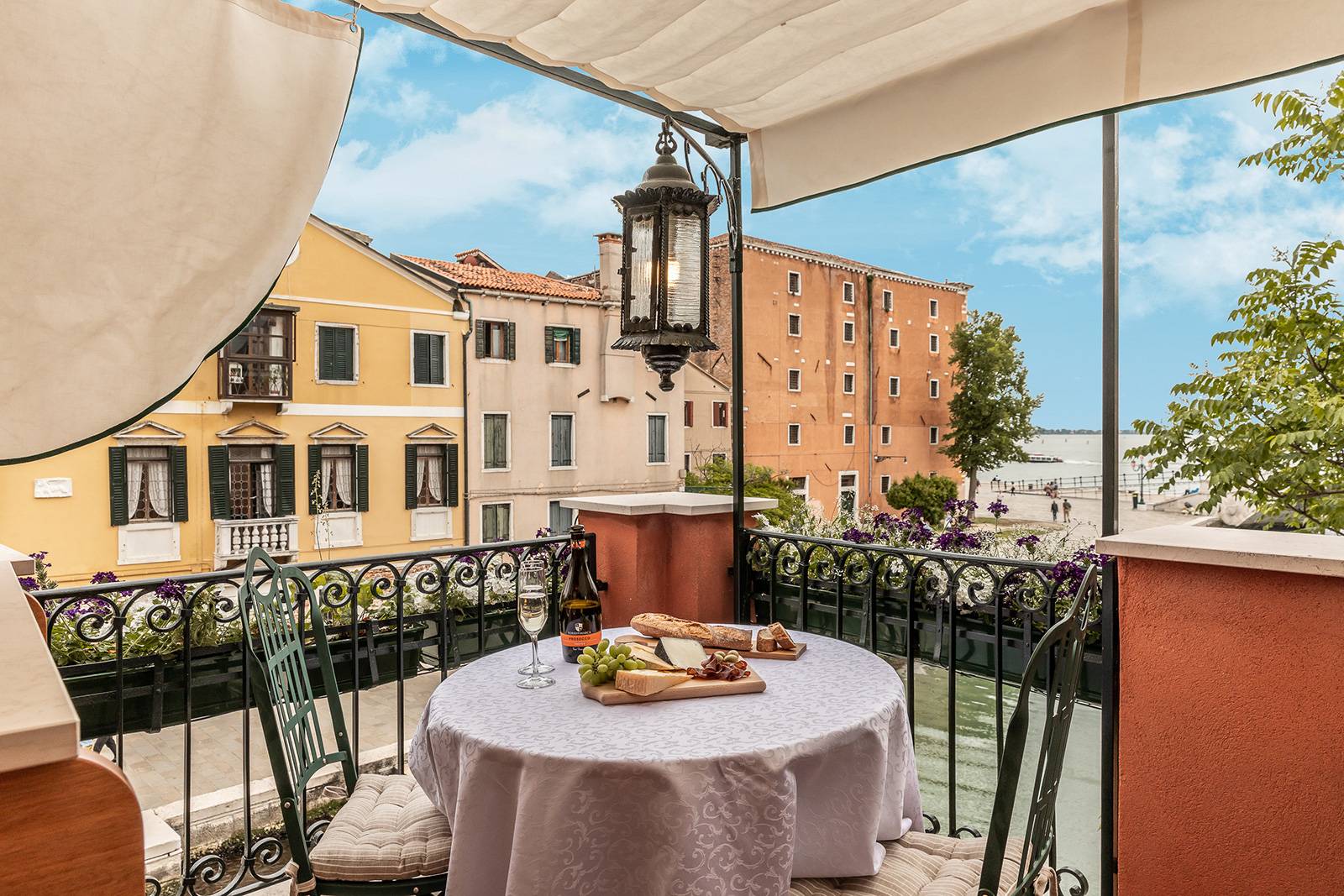 Alcova apartment Castello Venice Italy Truly Venice Apartments