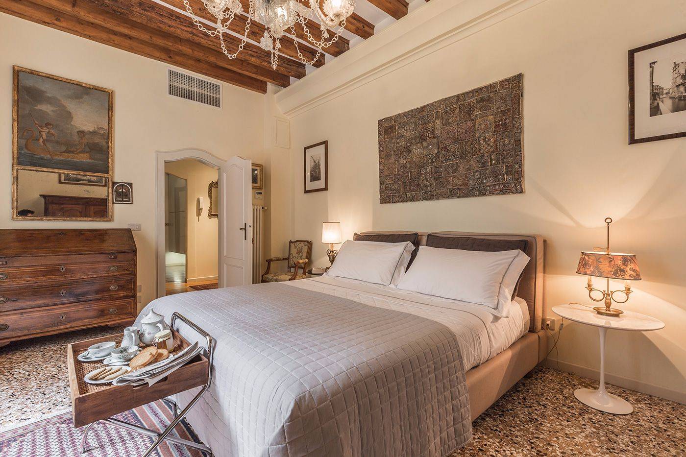 Exclusive rental of Veronese apartment in Sestiere Dorsoduro Venice