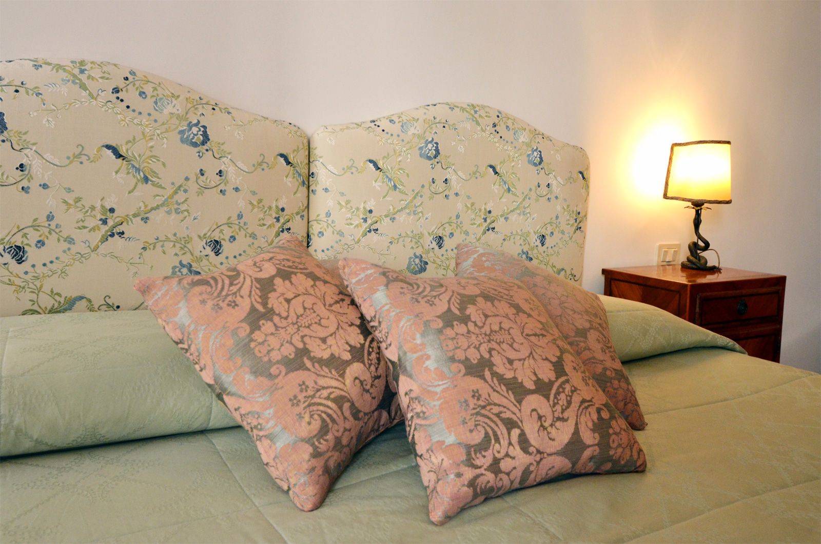 precious Fortuny textiles and soft colors for your total comfort