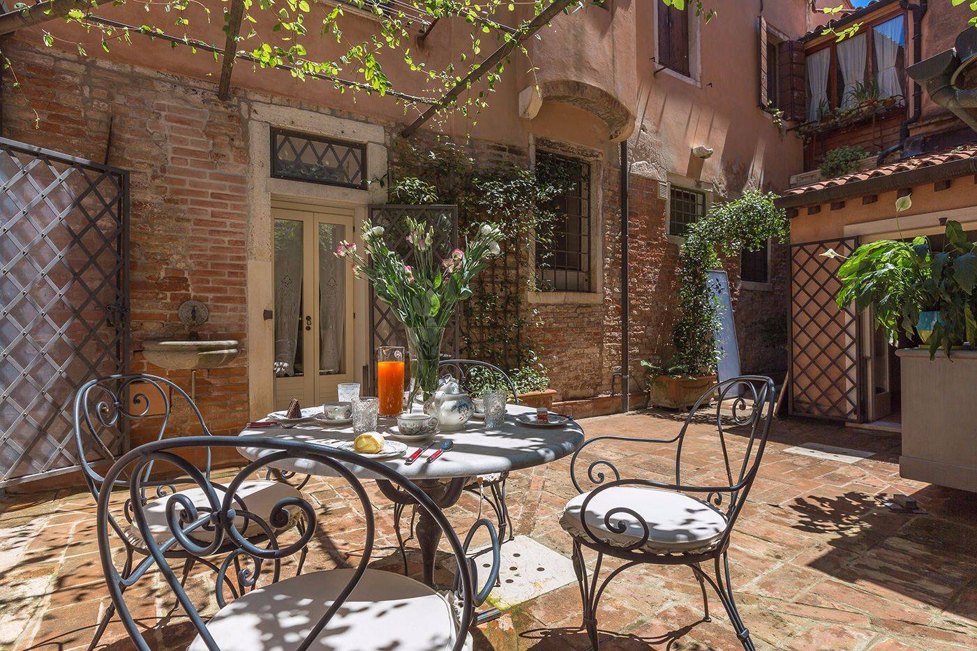 be it breakfast, lunch or dinner