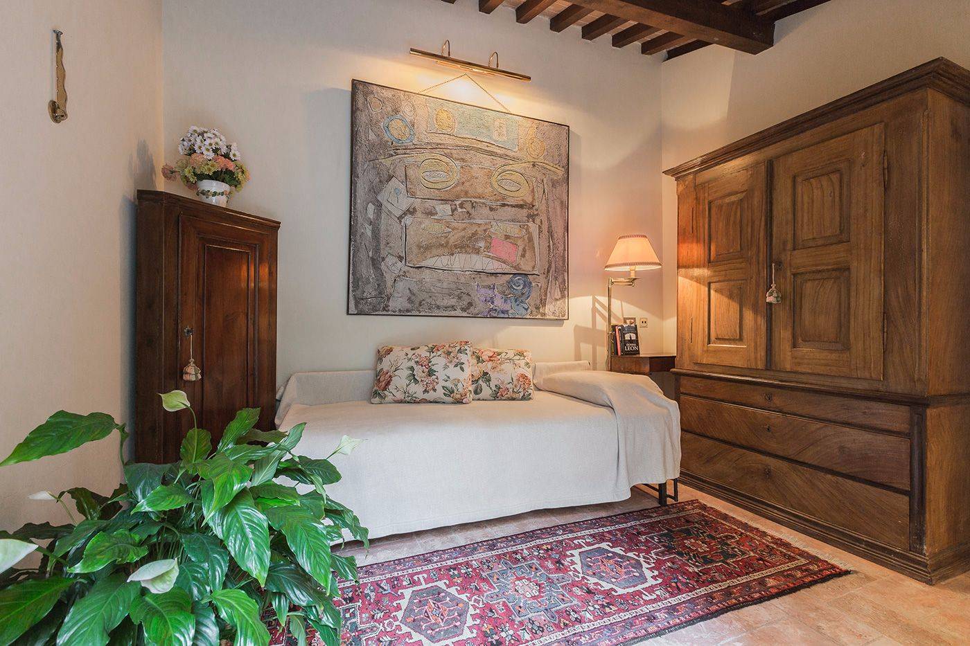 the lovely Dependance is furnished with a single bed and a wardrobe