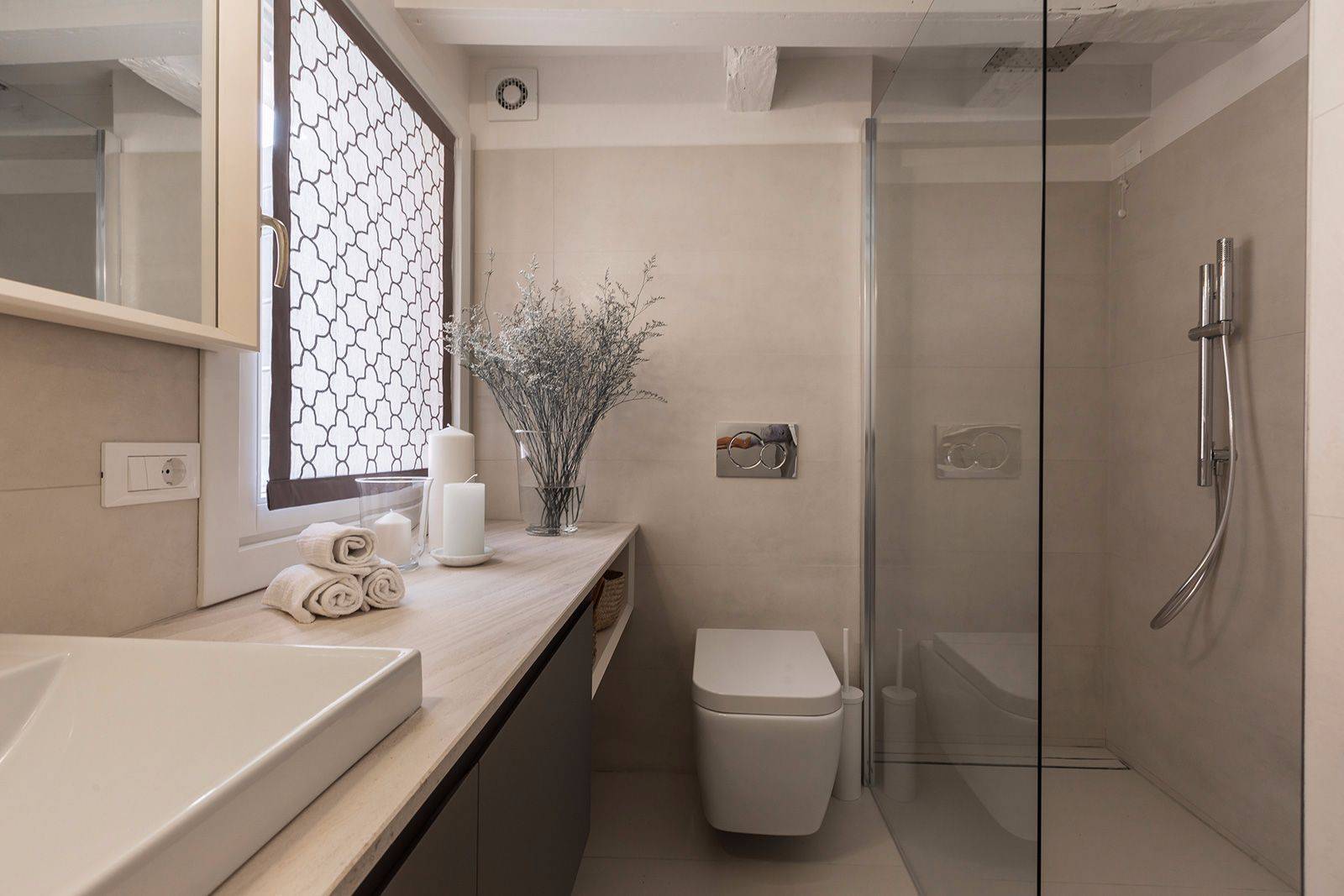 the stylish bathroom will please the most demanding guest