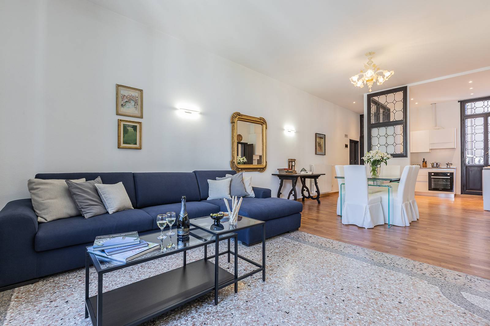 Rigoletto apartment main living room