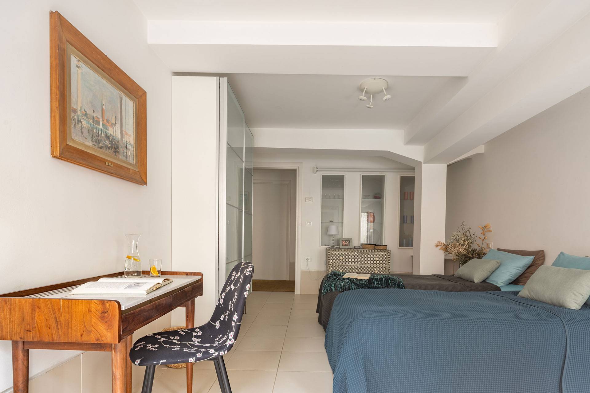 ...or 2 single beds on request ...or 2 single beds on request