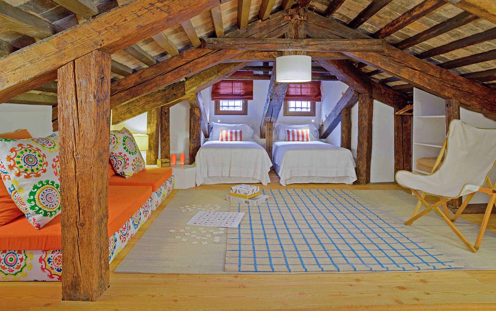 attic level with twin beds