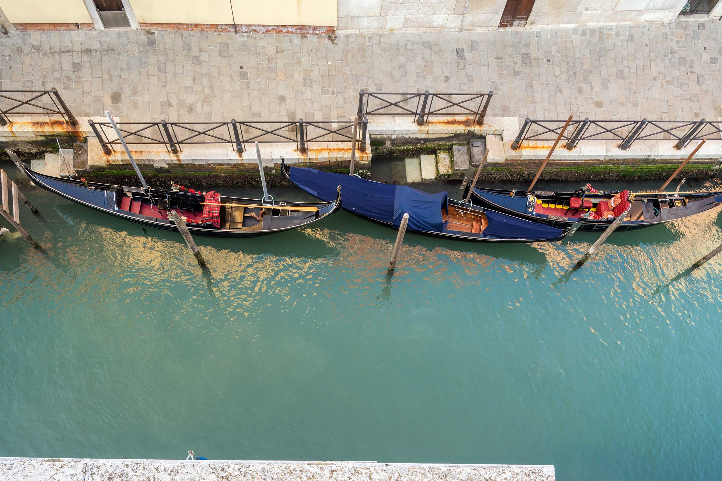 the panoramic canal view from the many windows is truly Venetian