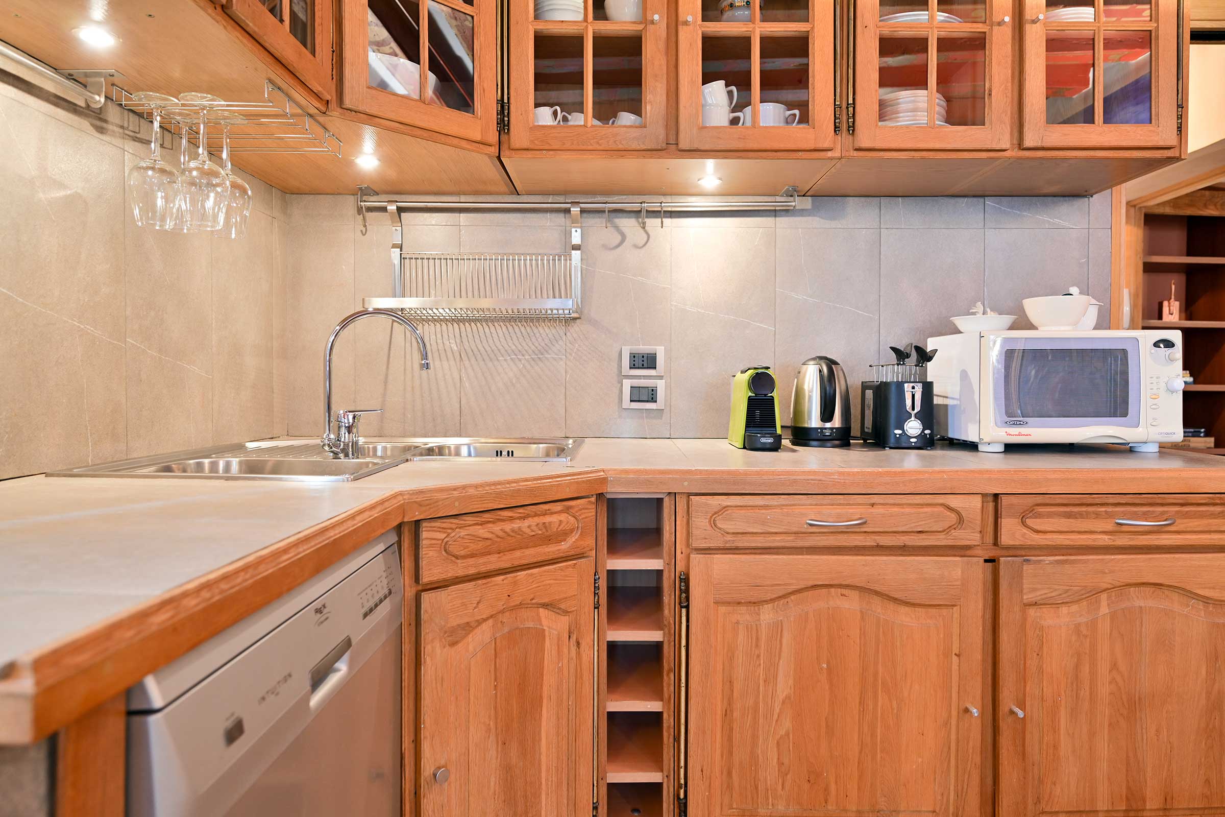 spacious fully equipped kitchen