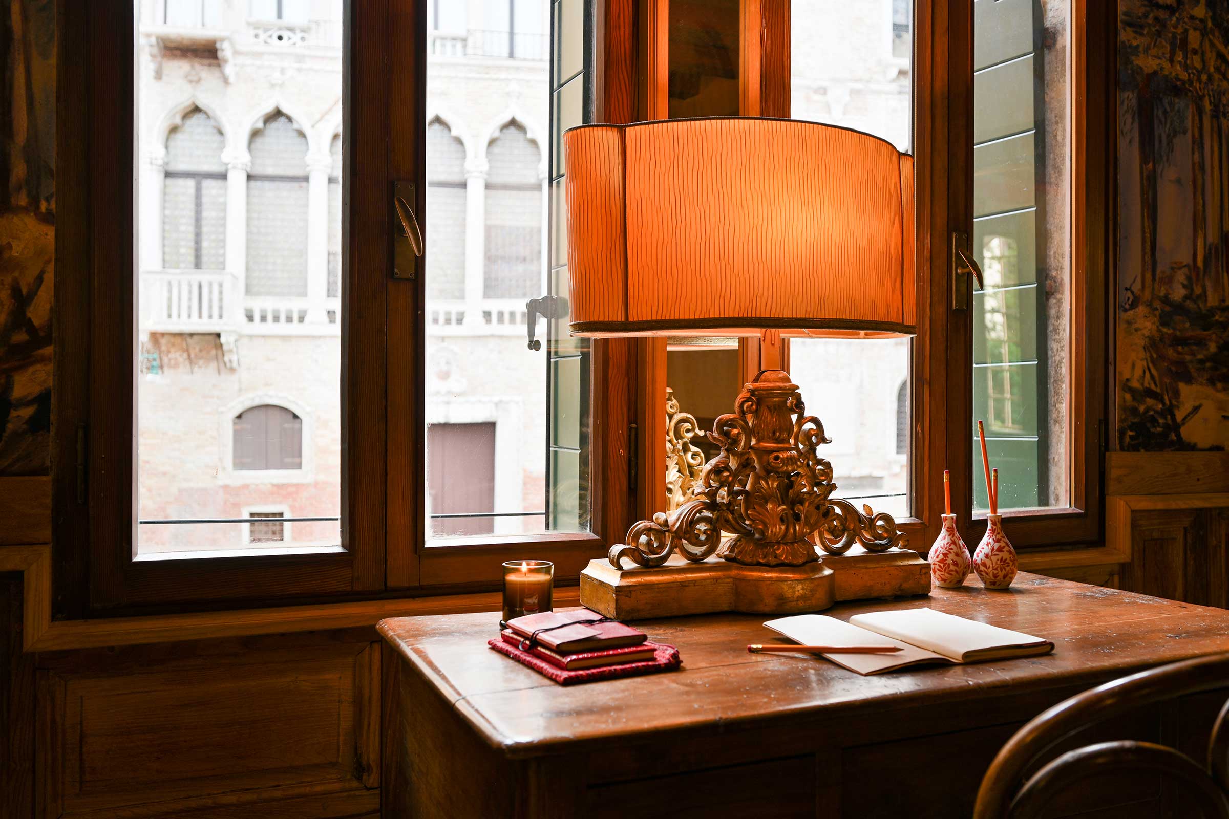 it is used also as a studio with picturesque view
