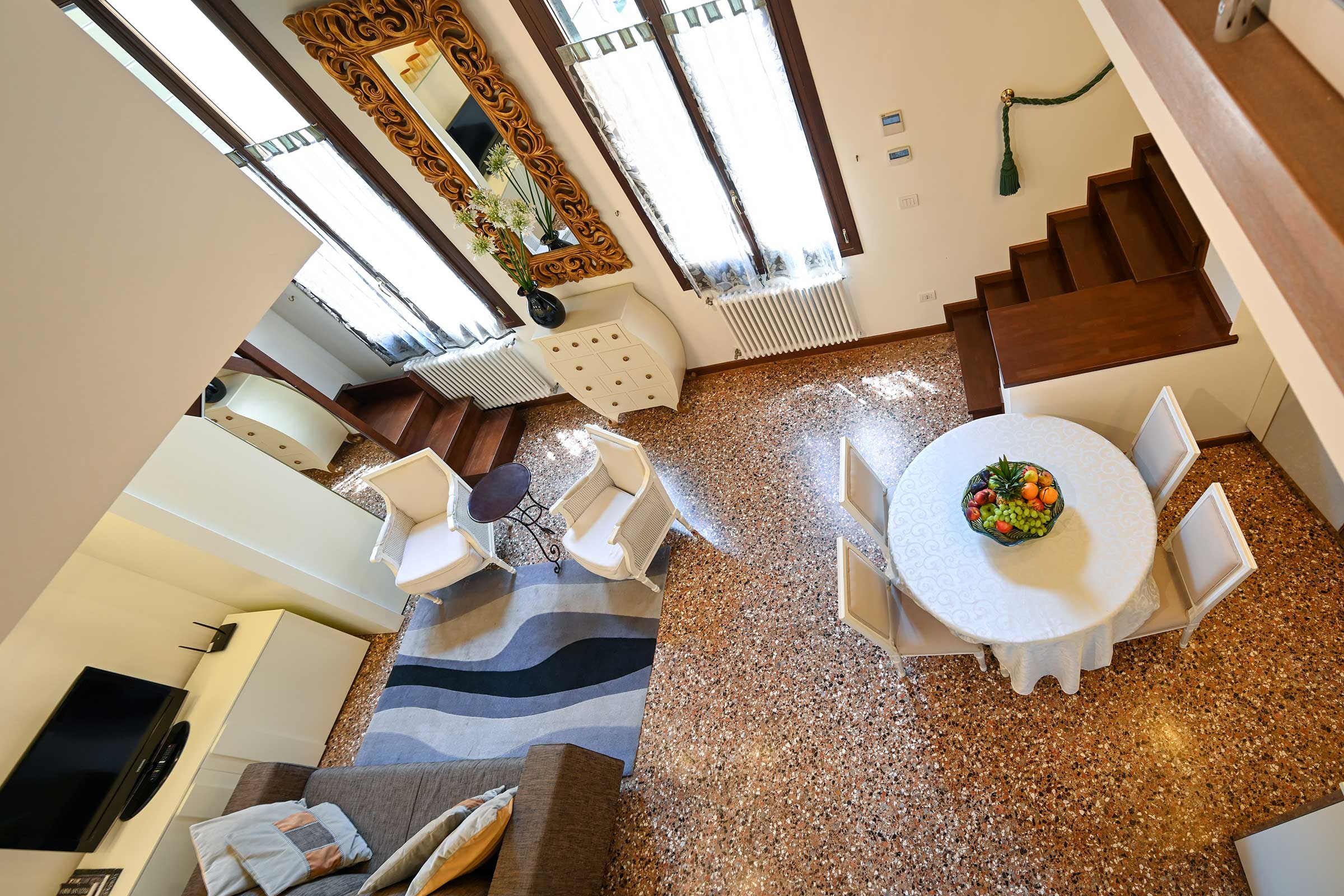 view of the apartment from the first mezzanine