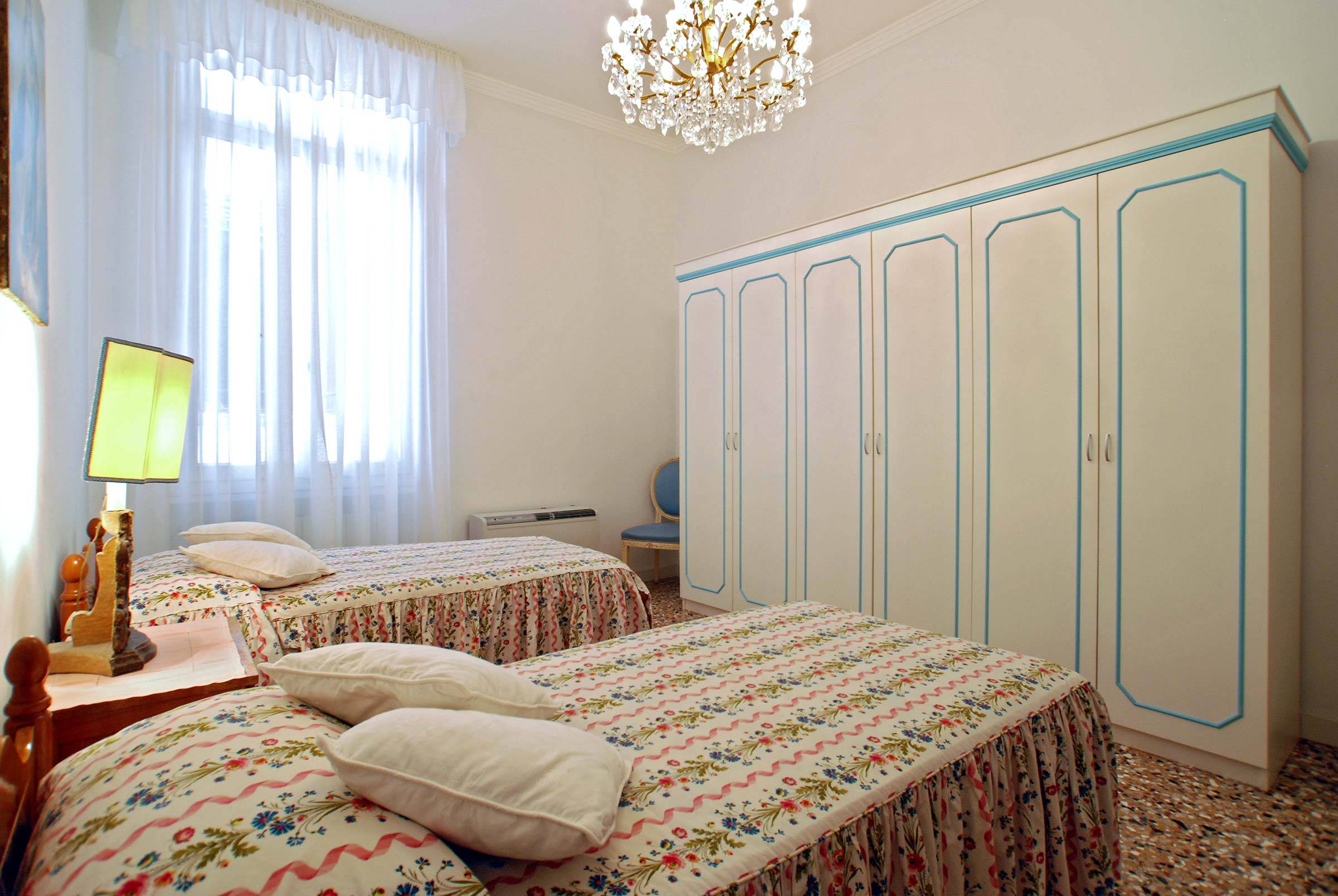 Rezzonico Palace - 3 bedrooms apartment