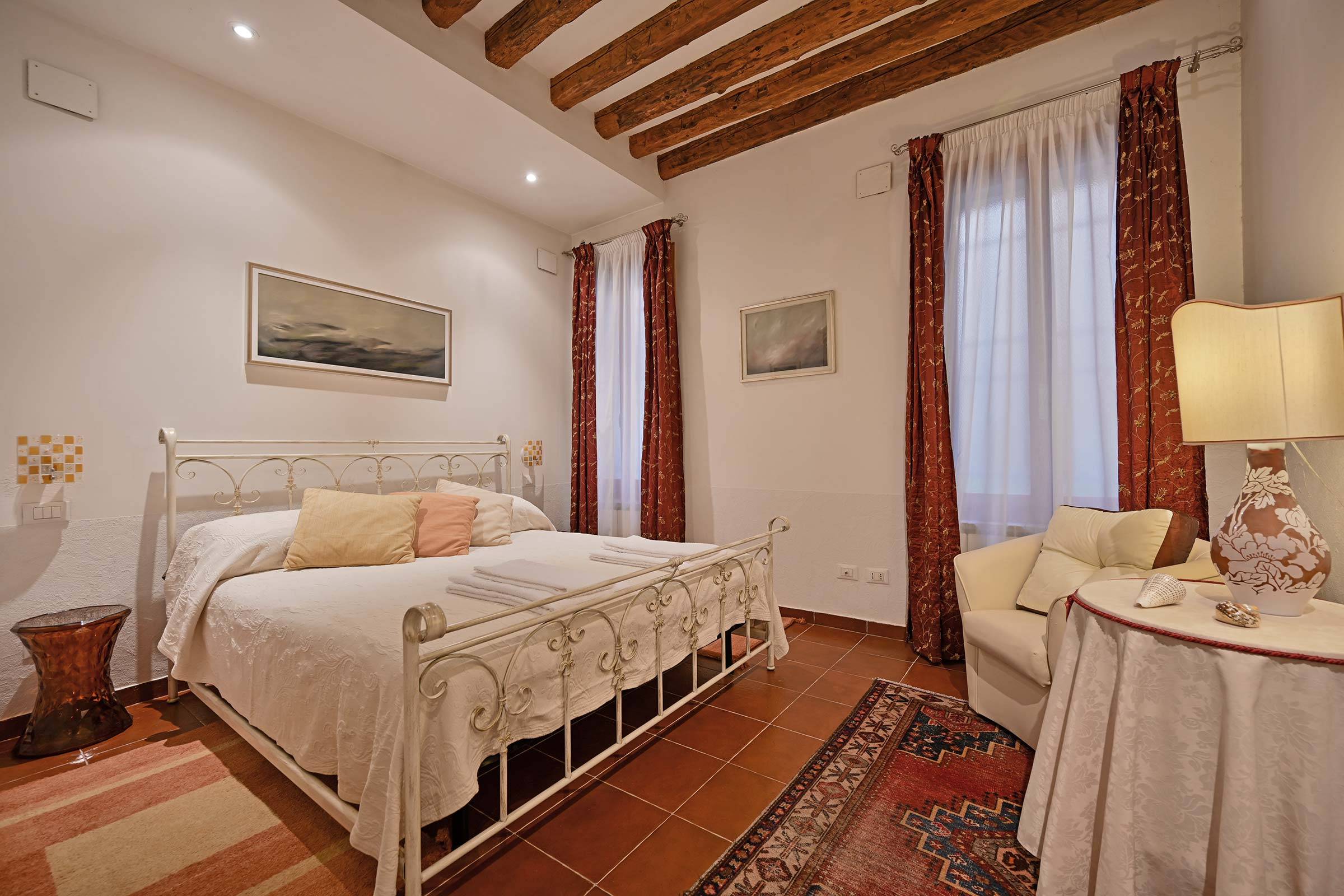 Orseolo apartment double bedroom