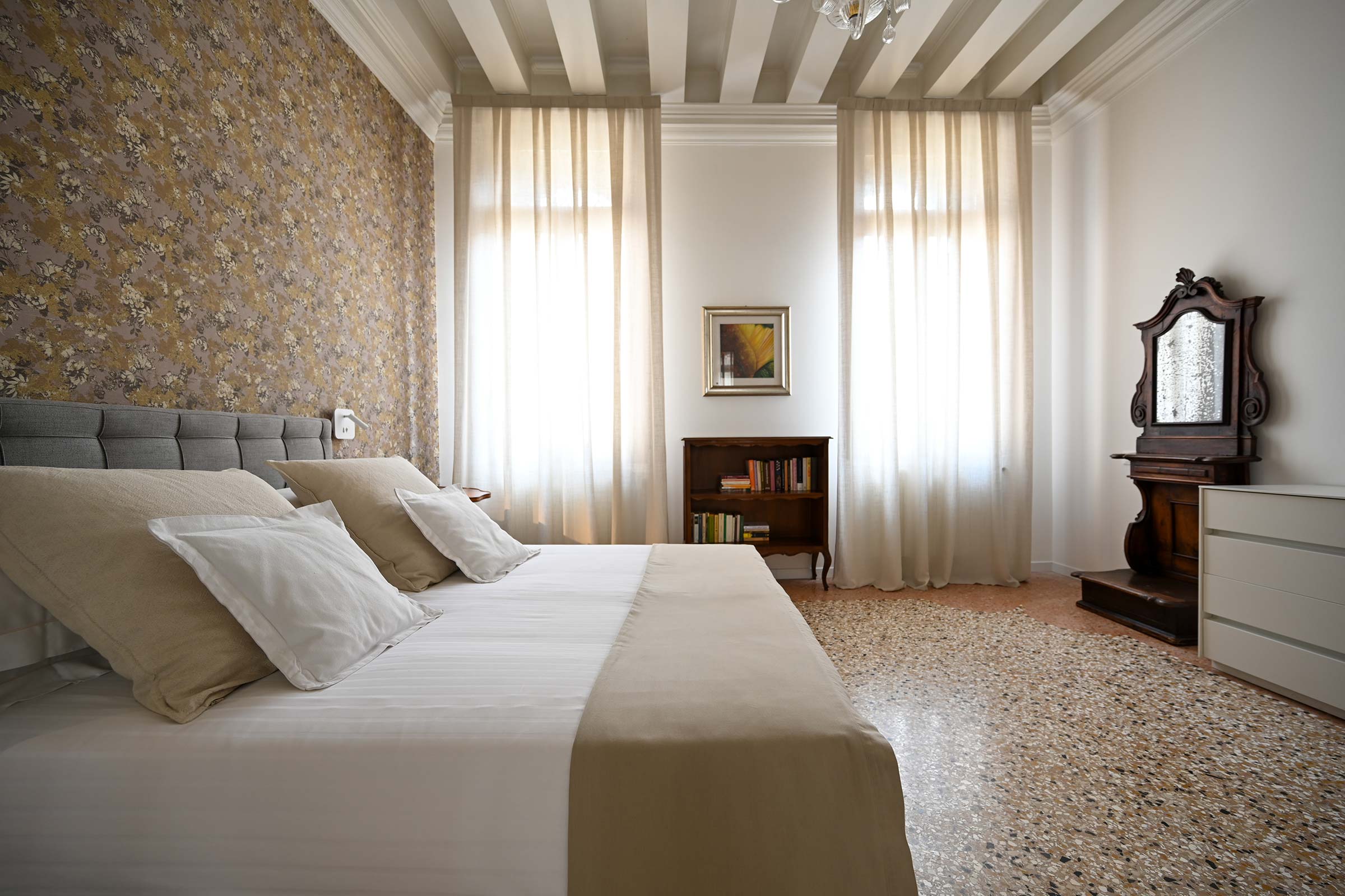 classy master bedroom