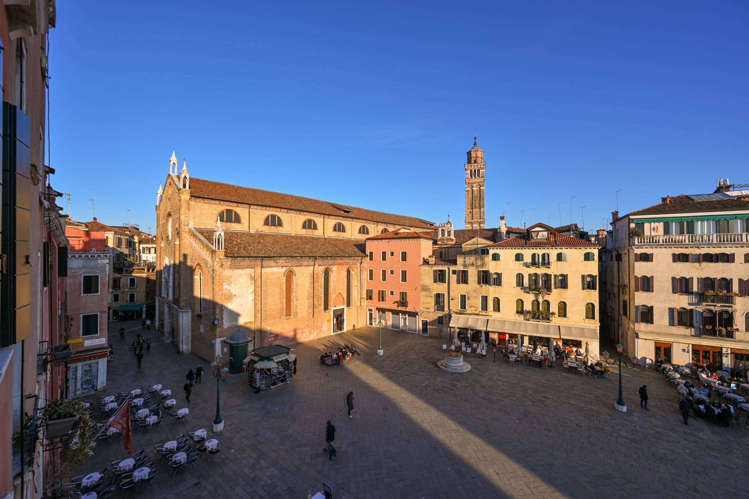 classy apartment with stunning views on Campo Santo Stefano