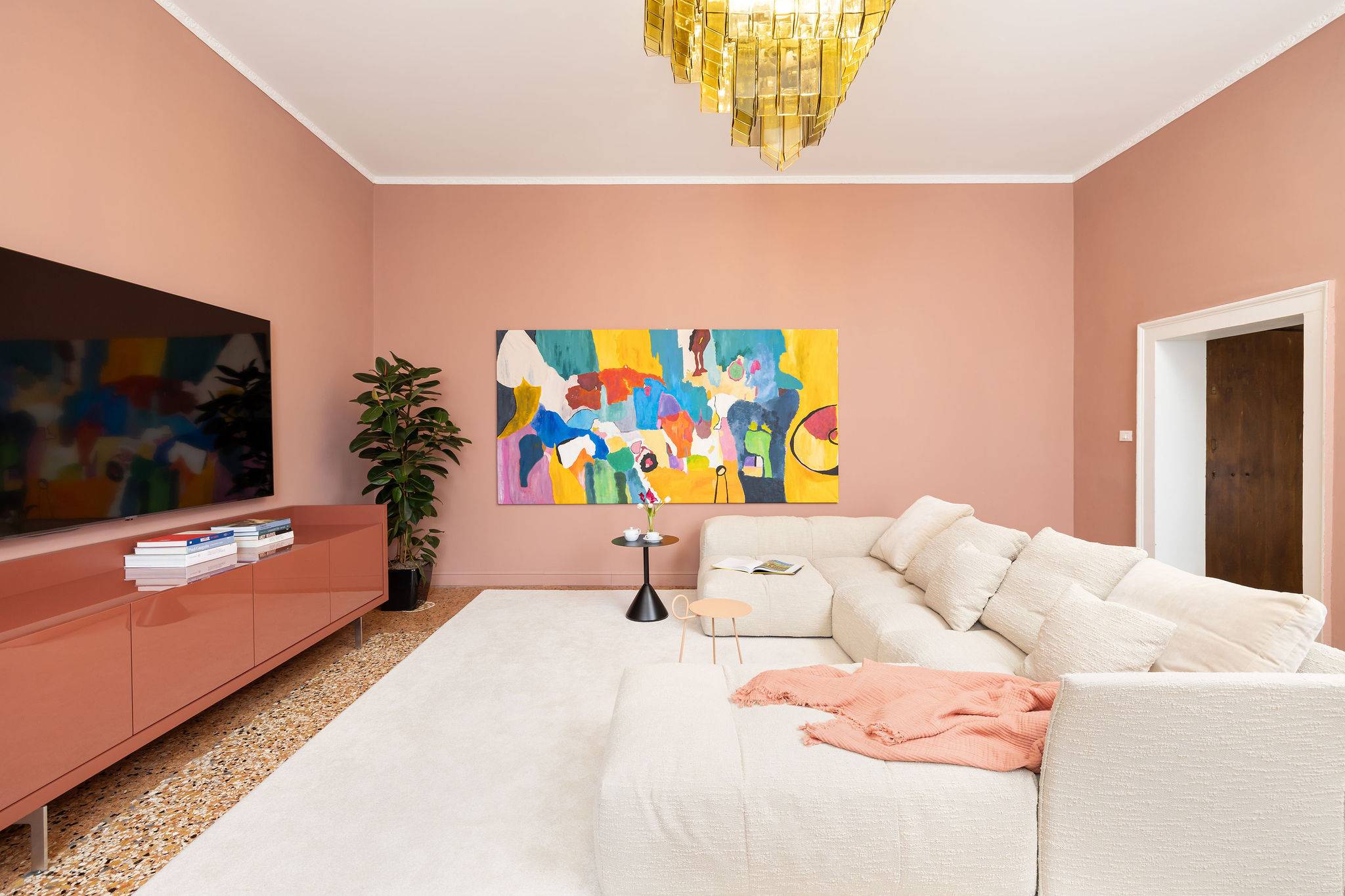 living room 