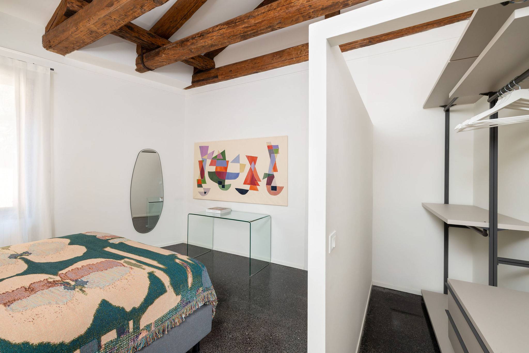 2nd bedroom with en-suite bathroom