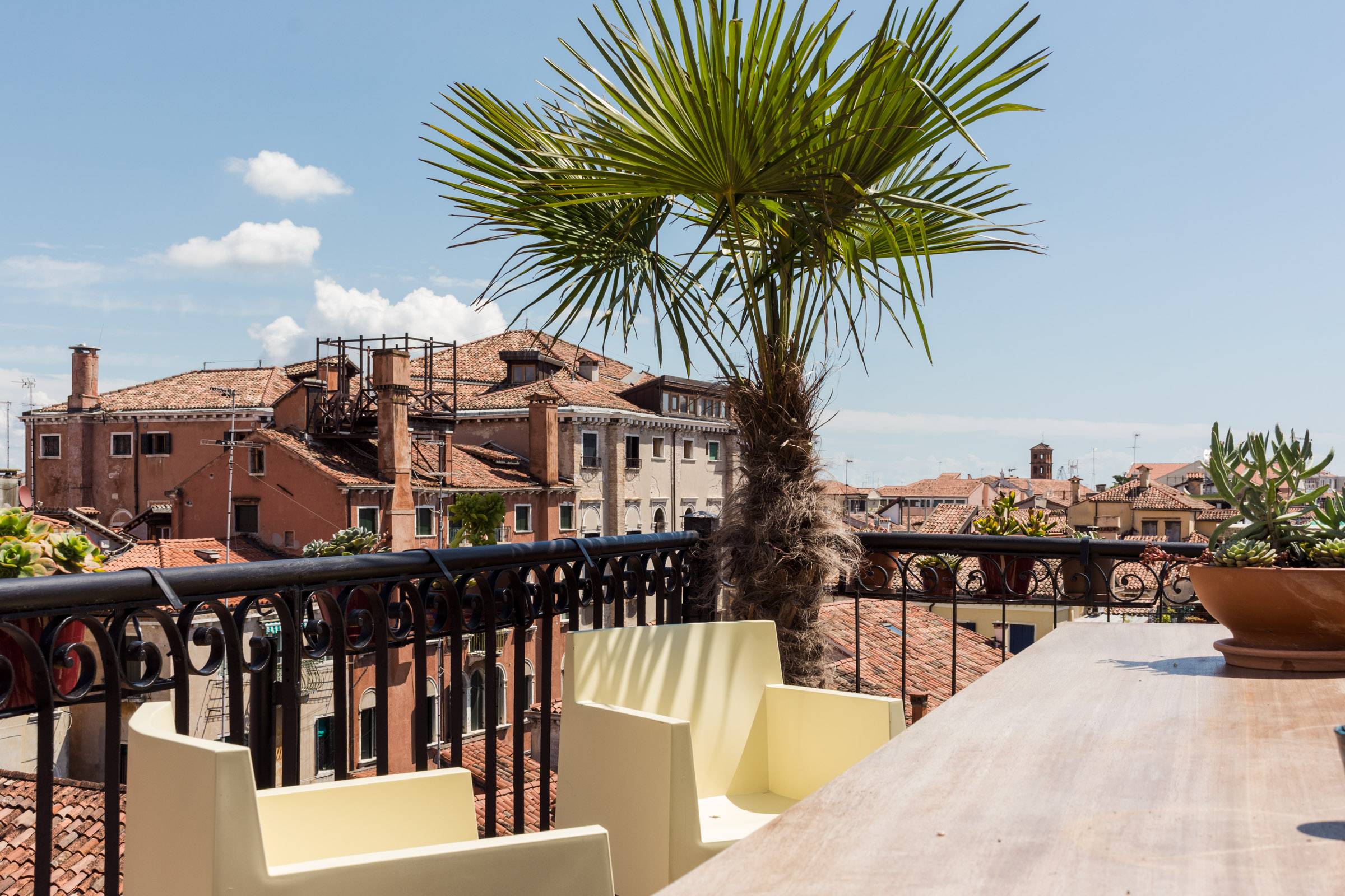 panoramic terrace of the Colombina apartment