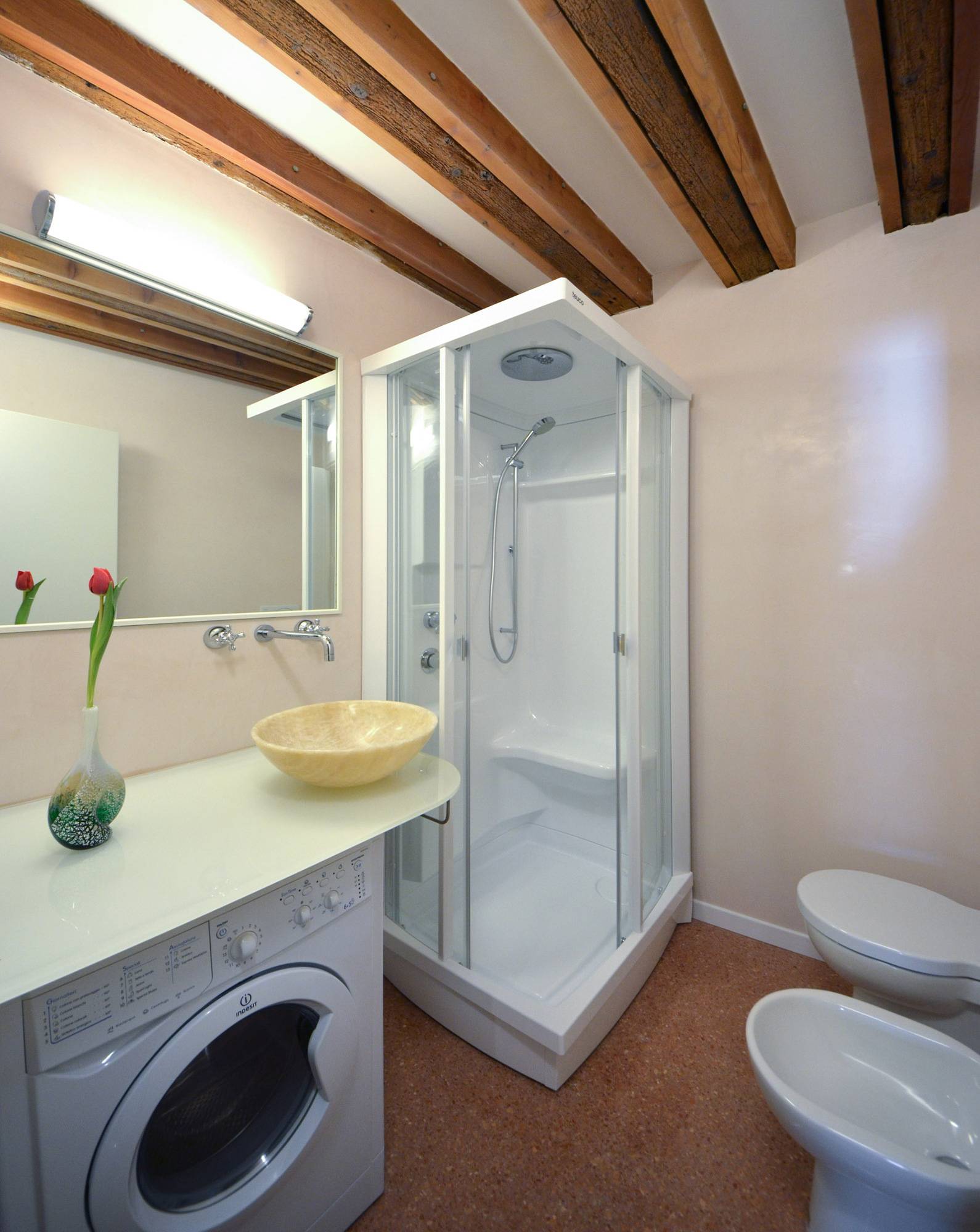 second bedroom, double or twin, with en-suite bathroom