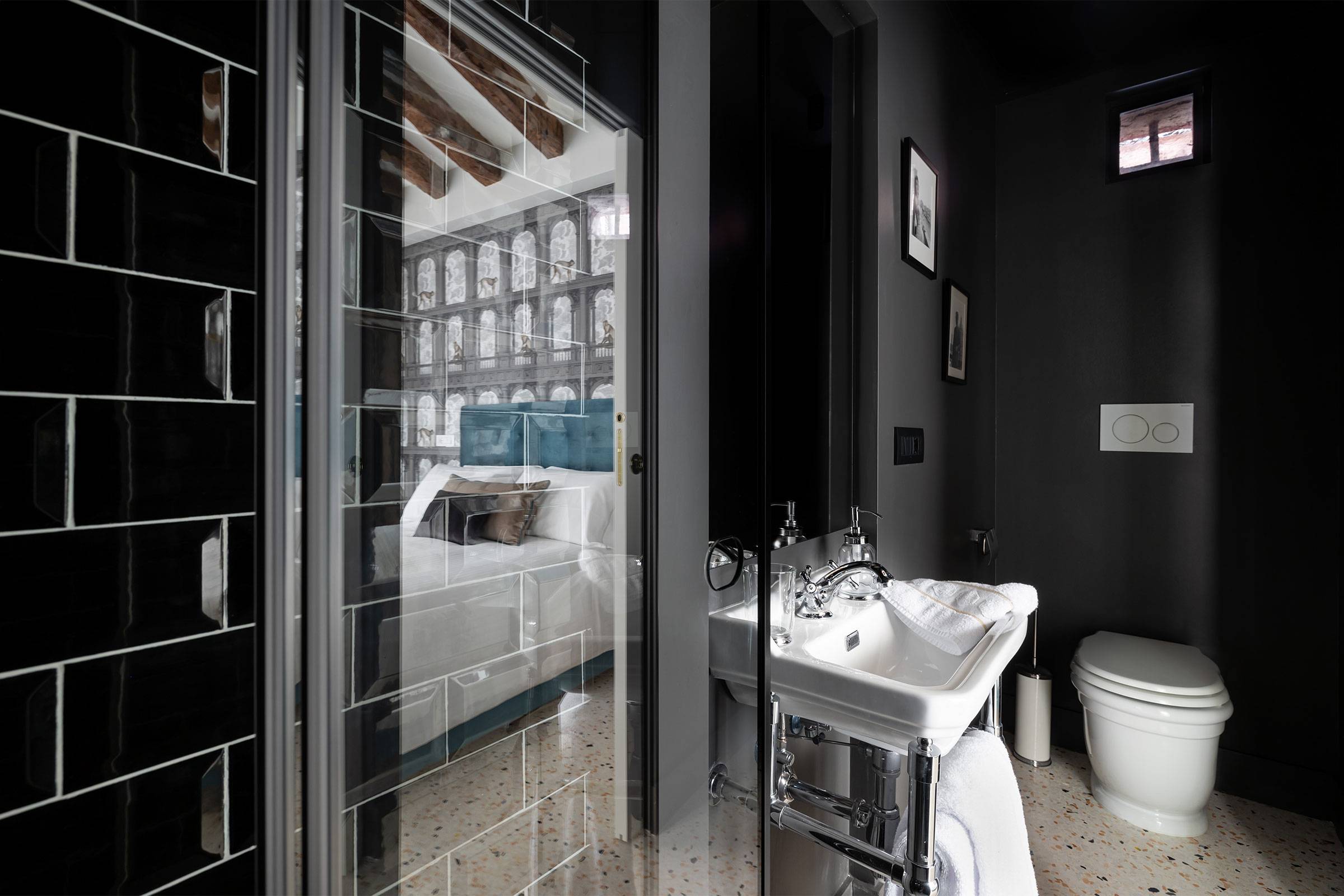 en-suite bathroom of the double bedroom en-suite bathroom of the double bedroom