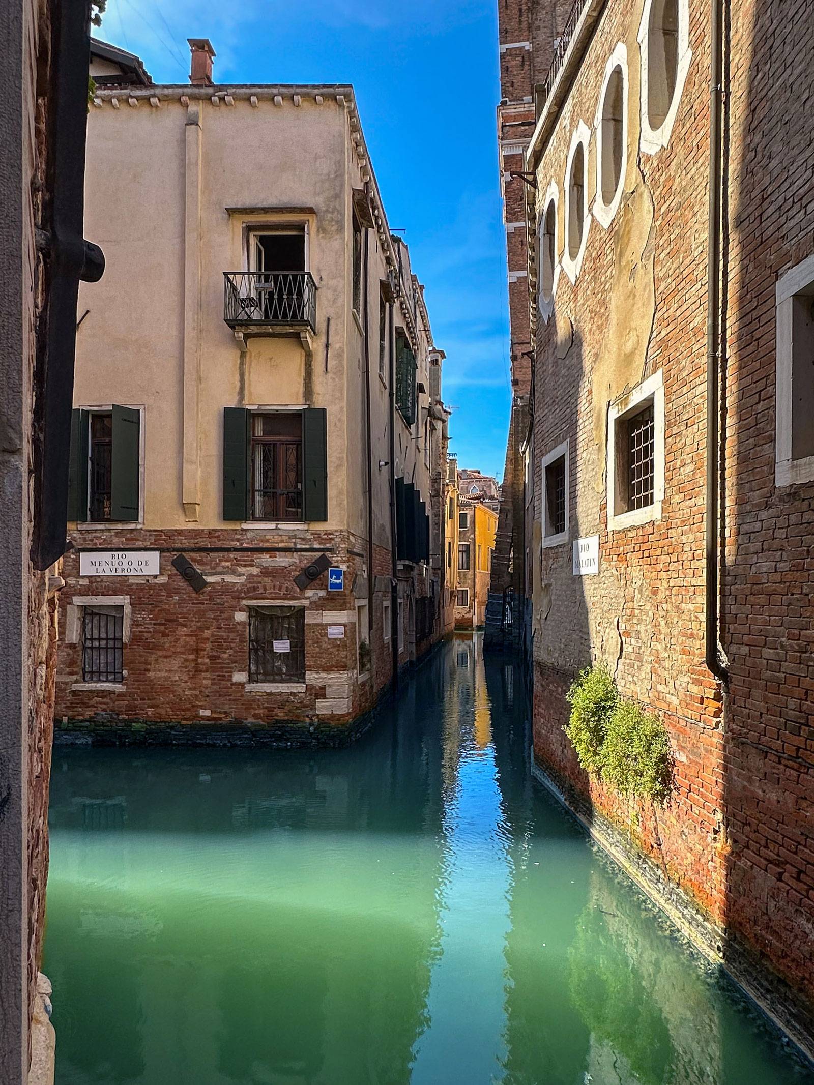 picturesque canal view enjoyable from the living room and bedrooms picturesque canal view enjoyable from the living room and bedrooms