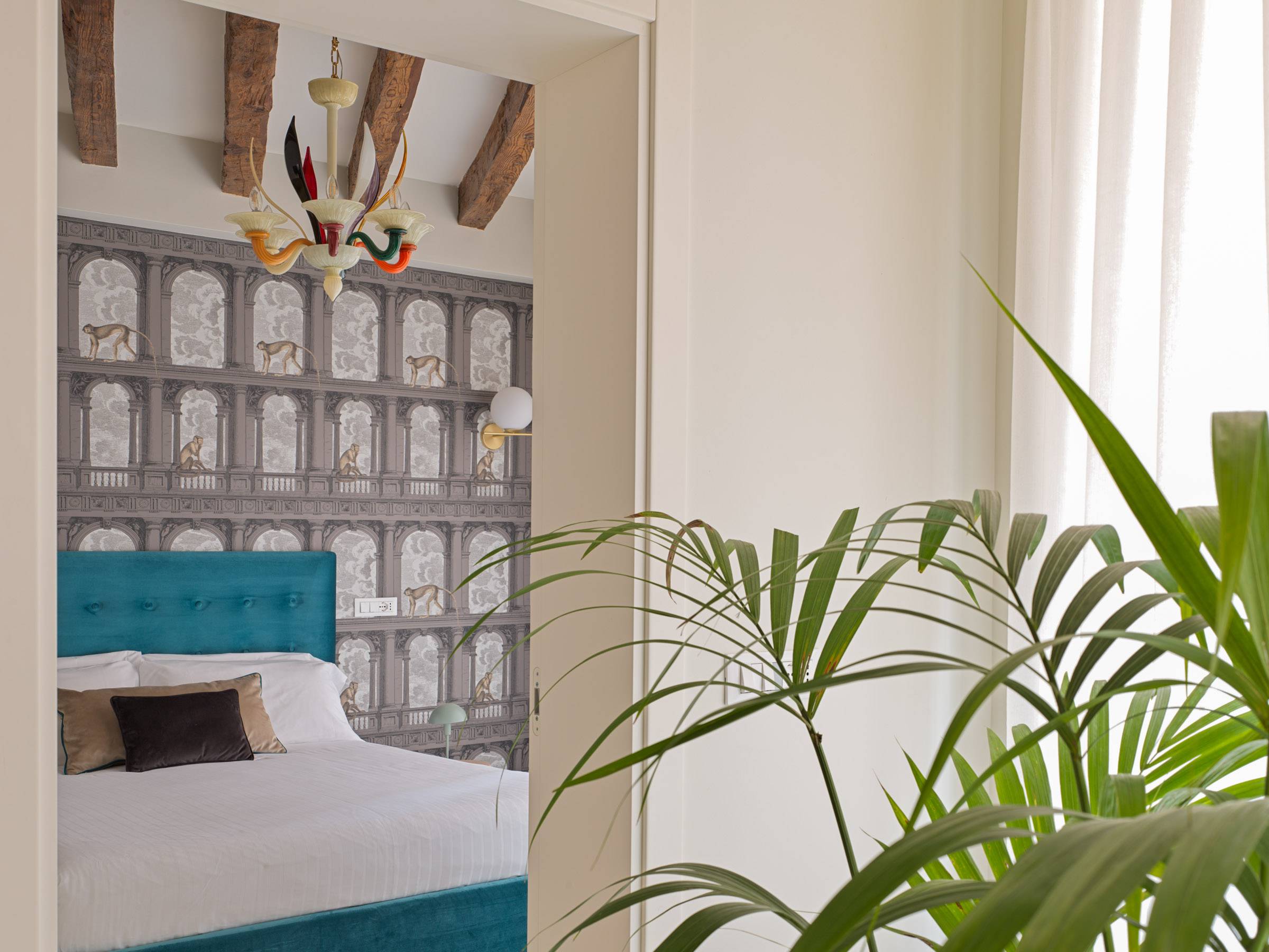 double bedroom with queen size mattress and canal view double bedroom with queen size mattress and canal view