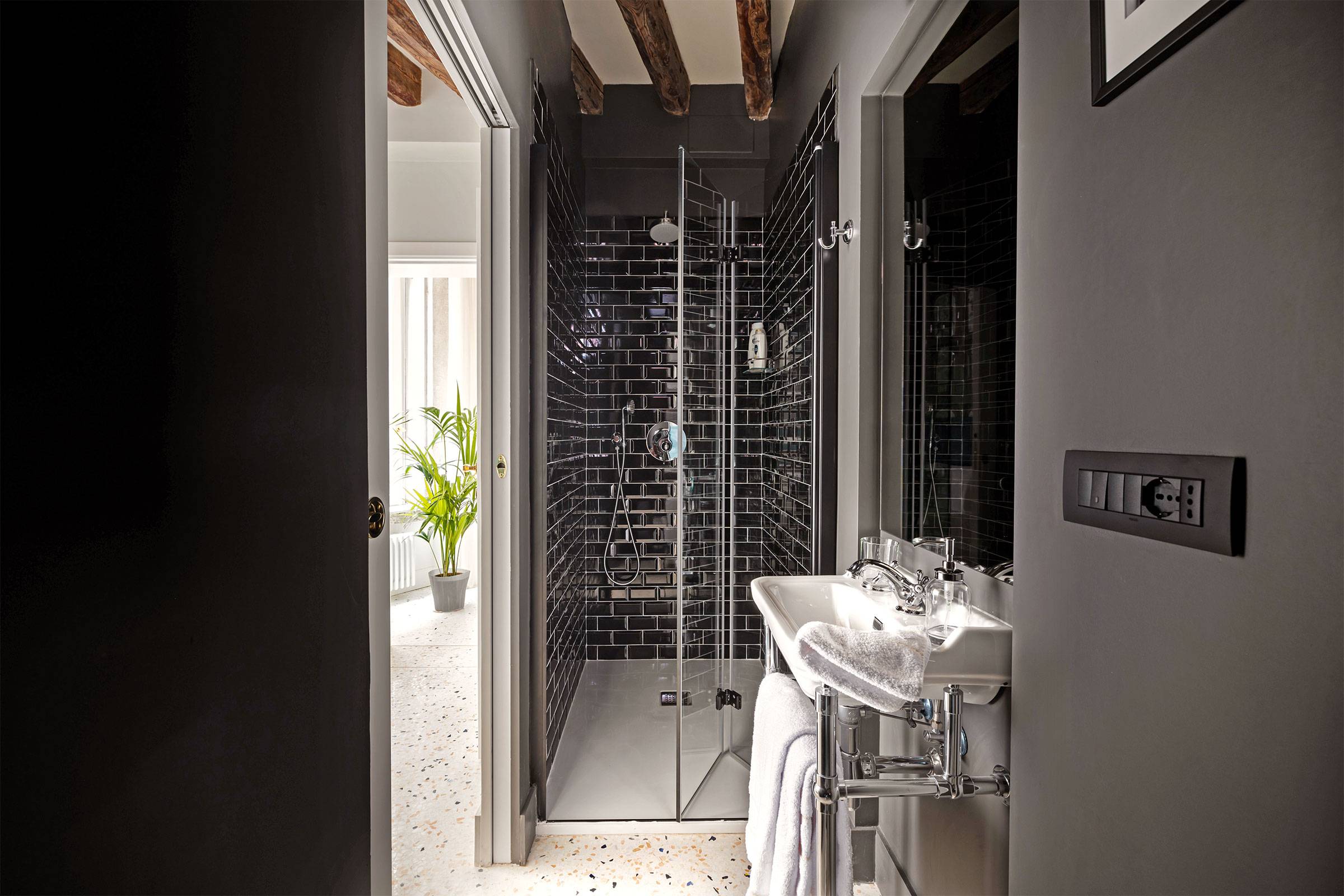 en-suite bathroom of the double bedroom en-suite bathroom of the double bedroom