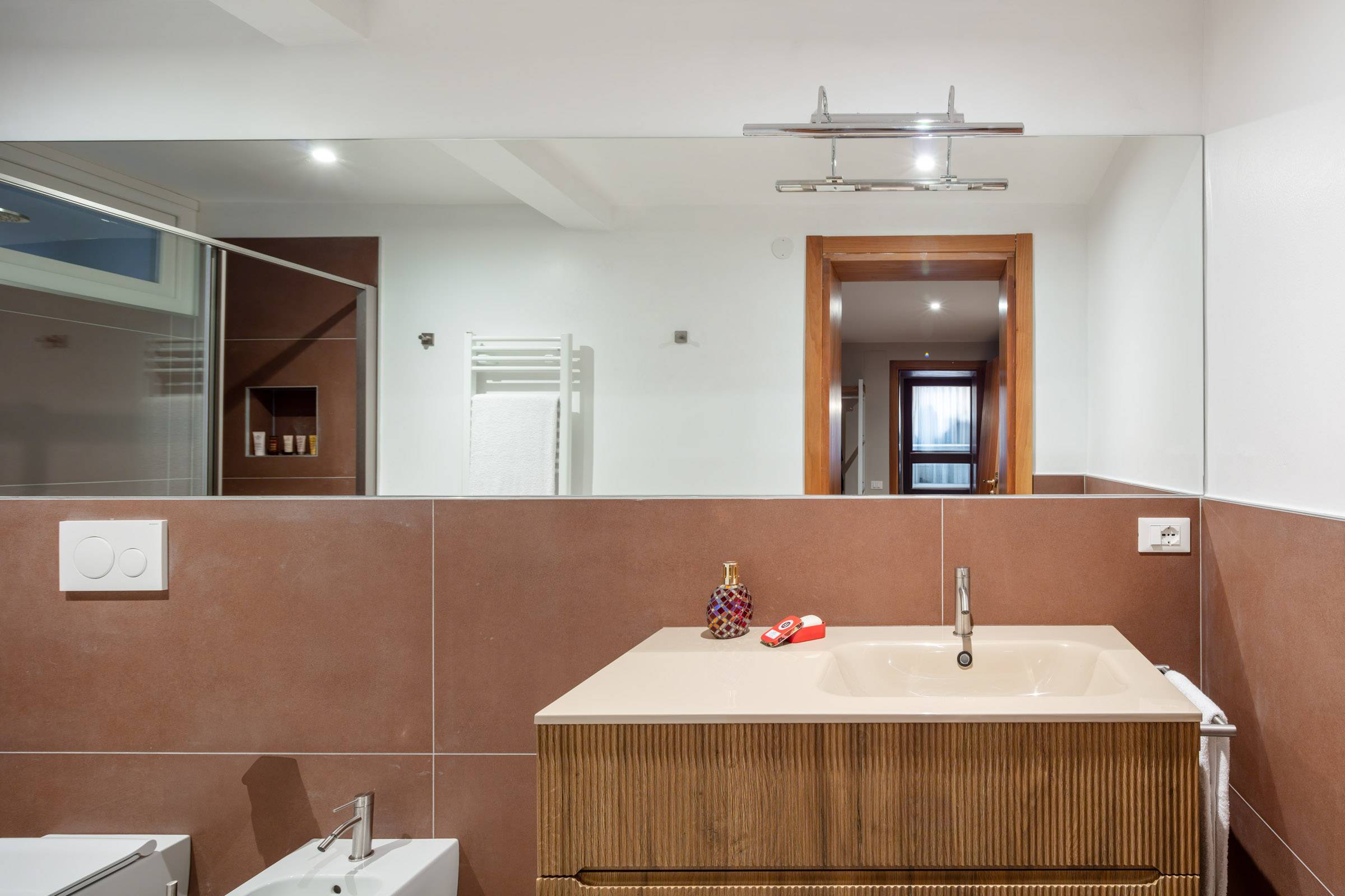 o_1j9uj3uqi13uv1o8oodn1lev1vct29