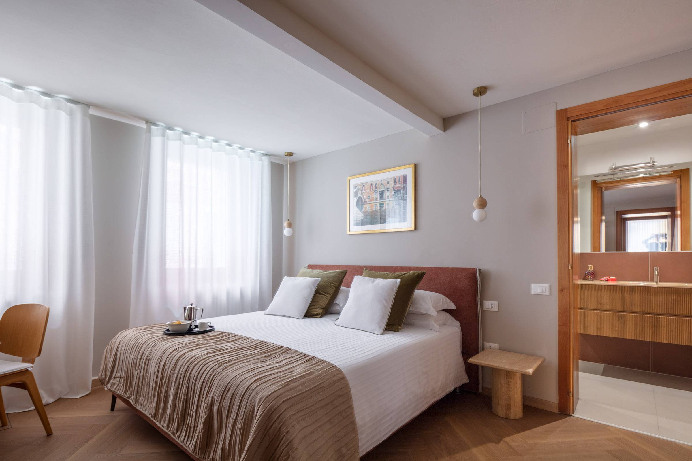 o_1j9uj3uqi15571l60i5p1c8q1tmb24