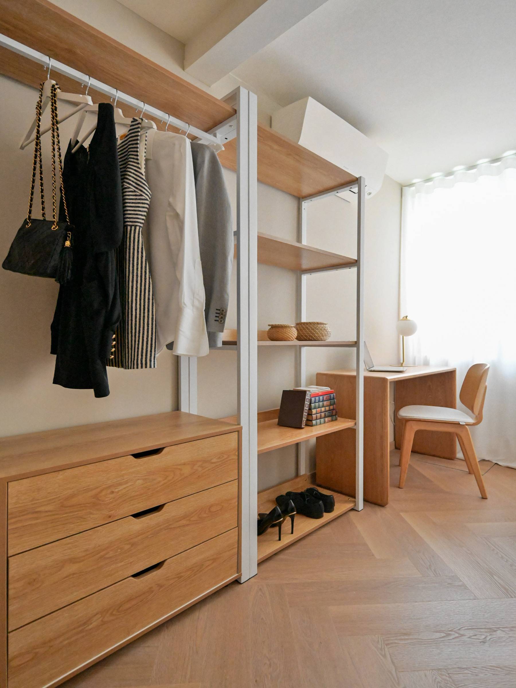 o_1j9uj3uqi1o407sq110j1h711db226